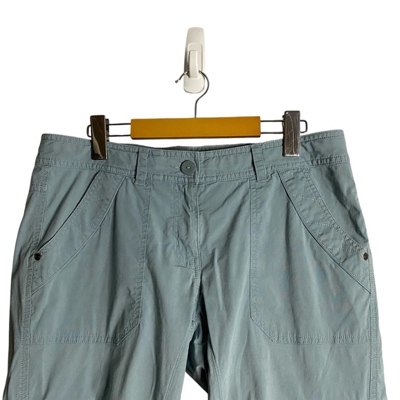 MEC Women's Light Blue Capris Hiking Pant - Picture 2 of 10